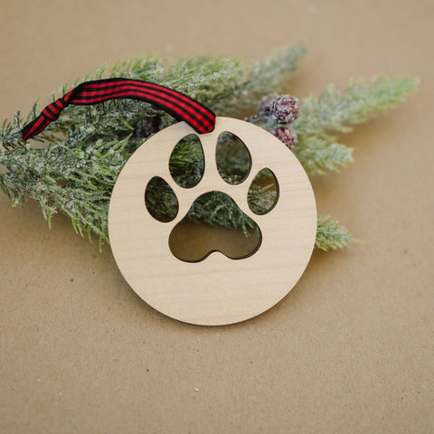 Cherished Memories: Personalized Custom Dog Paw Memorial Ornament - Honor your canine companion with a unique touch. Customize with your dog's name, creating a heartfelt keepsake to celebrate their enduring spirit and love in your home.