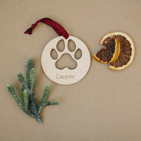 Cherished Memories: Personalized Custom Dog Paw Memorial Ornament - Honor your canine companion with a unique touch. Customize with your dog's name, creating a heartfelt keepsake to celebrate their enduring spirit and love in your home.