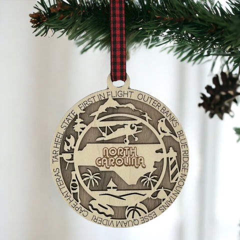 Dazzle your tree with Southern charm! Introducing the North Carolina State Highlights Ornament – a delightful keepsake showcasing the beauty of the Tar Heel State.
