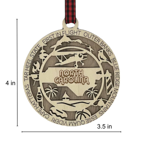 Dazzle your tree with Southern charm! Introducing the North Carolina State Highlights Ornament – a delightful keepsake showcasing the beauty of the Tar Heel State.
