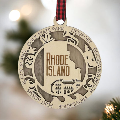 Tiny state, big charm! Introducing the Rhode Island Highlights Ornament—a delightful tribute to the Ocean State's coastal beauty. Elevate your holiday decor with a touch of New England flair. Capture the spirit of Rhode Island this festive season