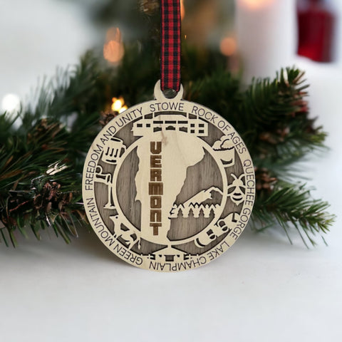 Add a touch of Green Mountain magic to your tree! Introducing the Vermont State Highlights Ornament—a miniature masterpiece celebrating the charm of the northeast. Capture the spirit of the season with a touch of New England enchantment!