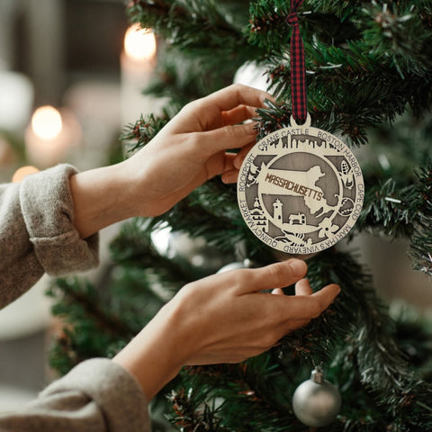 Embrace the charm of the Bay State! Our Massachusetts State Highlights Ornament brings iconic landmarks and historic elegance to your holiday decor. Celebrate the season with a touch of Massachusetts magic.