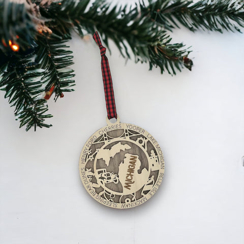 Bring the heart of Michigan home with our State Highlights Ornament! Elevate your holiday decor with Spartan pride and unforgettable moments. Limited edition—immerse yourself in the spirit of Michigan!