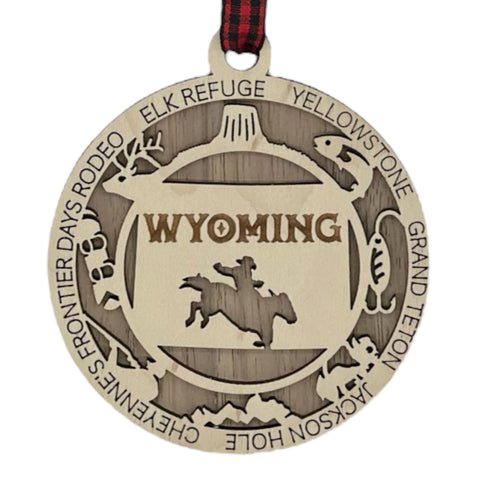 Unwrap the spirit of the Wild West!  Introducing the Wyoming State Highlights Ornament – a miniature masterpiece capturing the rugged beauty and untamed charm of the Cowboy State. Saddle up your holiday decor with a touch of Wyoming wanderlust!